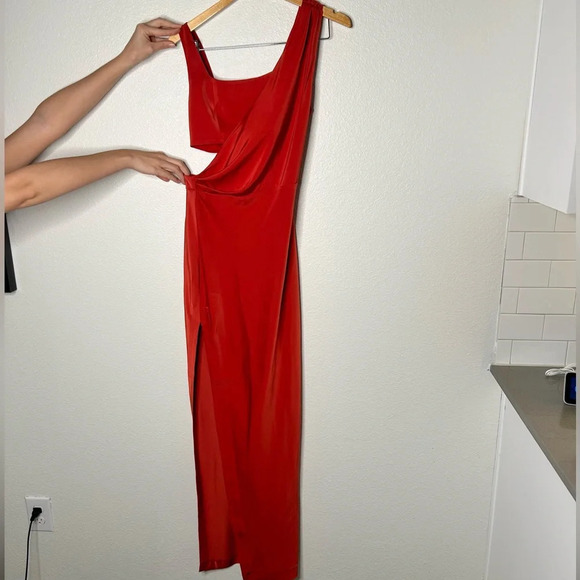 NBD x REVOLVE Andrei Gown in Red - Picture 7 of 12
